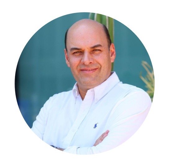 Fernando Rosales